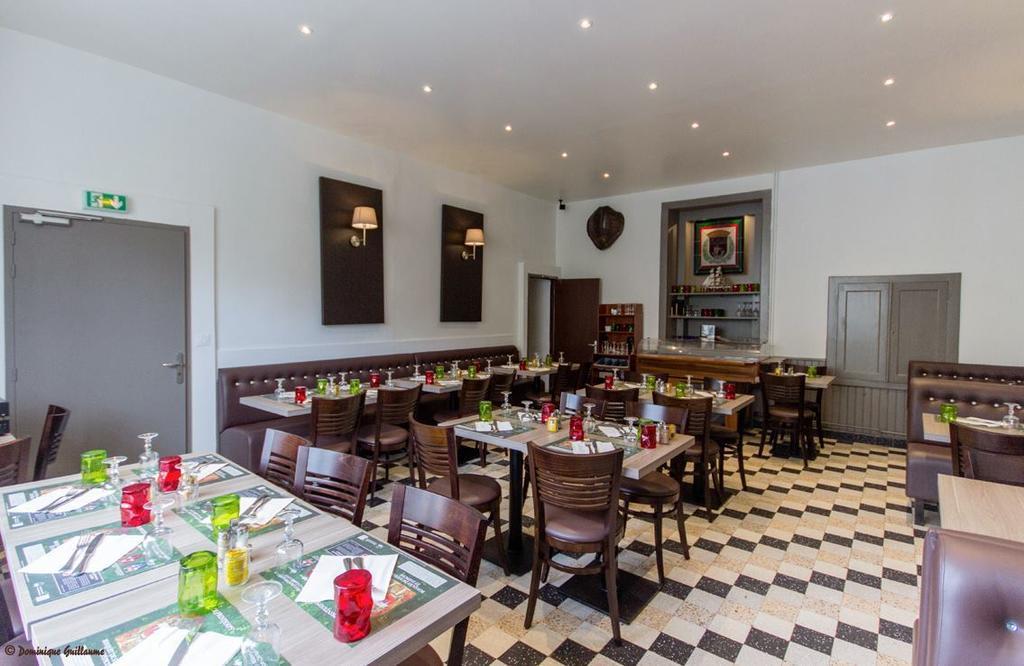 Hotel Restaurant Du Commerce La Gouesniere Luaran gambar