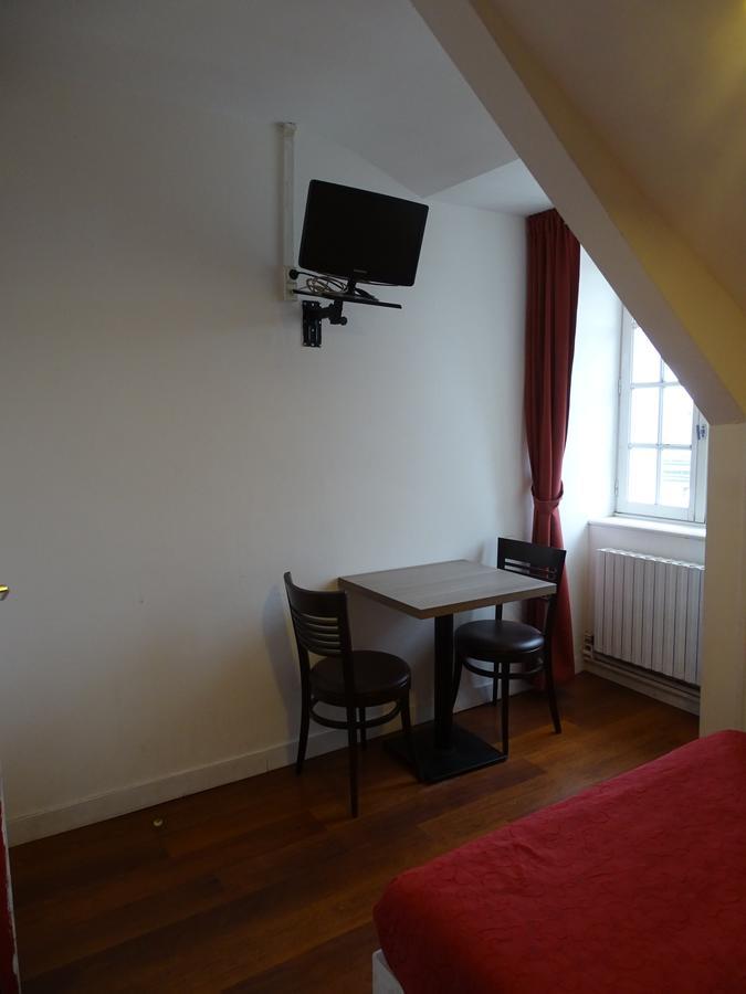 Hotel Restaurant Du Commerce La Gouesniere Luaran gambar